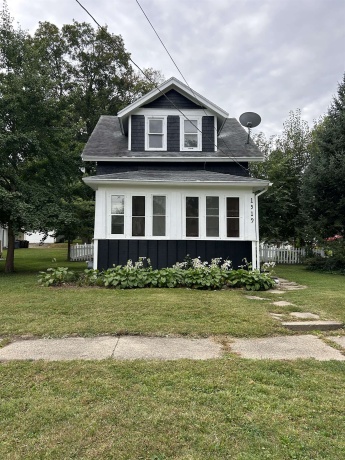 1519 JACKSON, ROCKFORD, Illinois 61107, 2 Bedrooms Bedrooms, ,1 BathroomBathrooms,House,For Sale,JACKSON,202505548