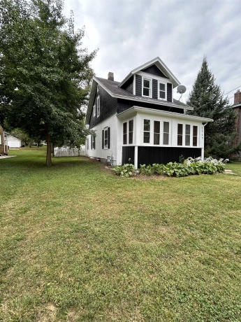 1519 JACKSON, ROCKFORD, Illinois 61107, 2 Bedrooms Bedrooms, ,1 BathroomBathrooms,House,For Sale,JACKSON,202505548