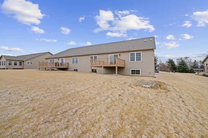 732 Keller, DIXON, Illinois 61021, 2 Bedrooms Bedrooms, ,2 BathroomsBathrooms,Condominium,For Sale,Keller,202601862