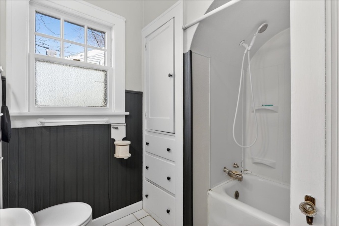 2315 Lawndale, ROCKFORD, Illinois 61103, 4 Bedrooms Bedrooms, ,1 BathroomBathrooms,House,For Sale,Lawndale,202601055