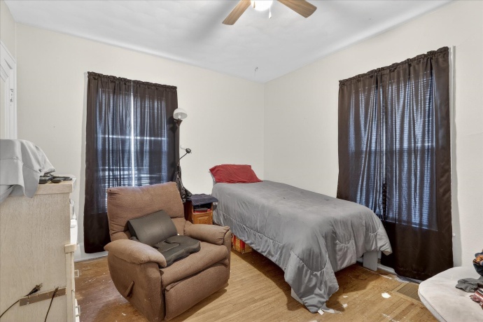 2315 Lawndale, ROCKFORD, Illinois 61103, 4 Bedrooms Bedrooms, ,1 BathroomBathrooms,House,For Sale,Lawndale,202601055