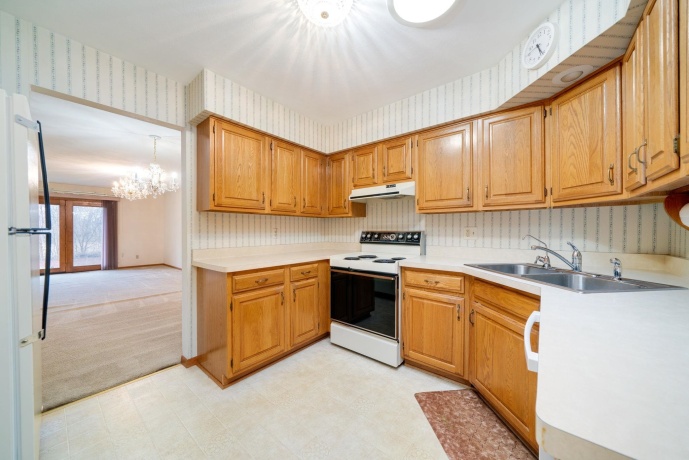 5036 Valley Pines, ROCKFORD, Illinois 61109, 2 Bedrooms Bedrooms, ,2 BathroomsBathrooms,Condominium,For Sale,Valley Pines,202601867