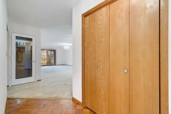 5036 Valley Pines, ROCKFORD, Illinois 61109, 2 Bedrooms Bedrooms, ,2 BathroomsBathrooms,Condominium,For Sale,Valley Pines,202601867