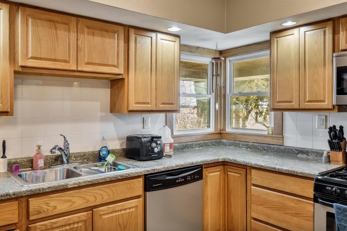 10182 Adeline, GERMAN VALLEY, Illinois 61039, 4 Bedrooms Bedrooms, ,2 BathroomsBathrooms,House,For Sale,Adeline,202601869