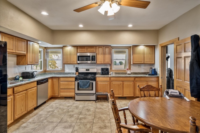 10182 Adeline, GERMAN VALLEY, Illinois 61039, 4 Bedrooms Bedrooms, ,2 BathroomsBathrooms,House,For Sale,Adeline,202601869