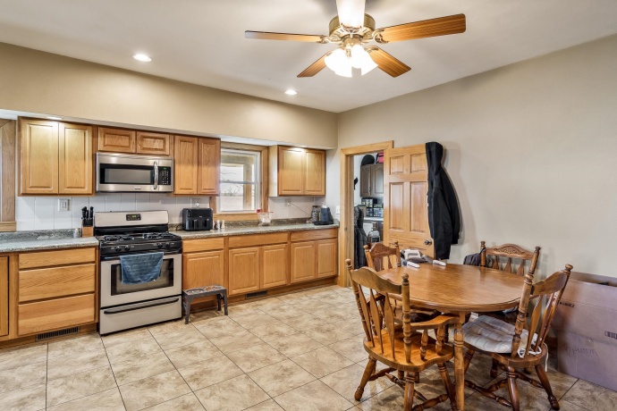 10182 Adeline, GERMAN VALLEY, Illinois 61039, 4 Bedrooms Bedrooms, ,2 BathroomsBathrooms,House,For Sale,Adeline,202601869