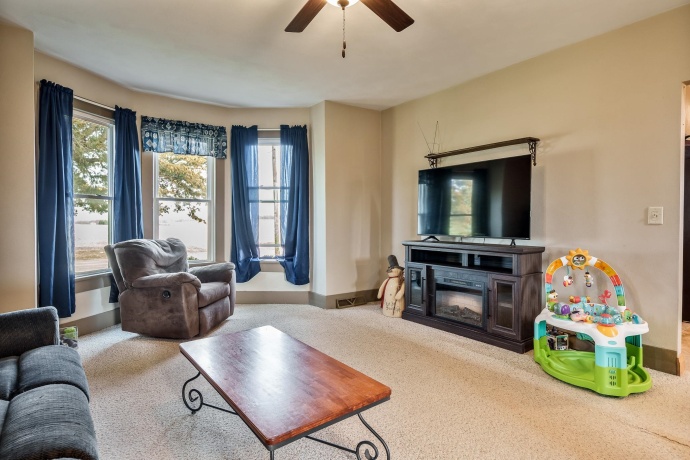 10182 Adeline, GERMAN VALLEY, Illinois 61039, 4 Bedrooms Bedrooms, ,2 BathroomsBathrooms,House,For Sale,Adeline,202601869