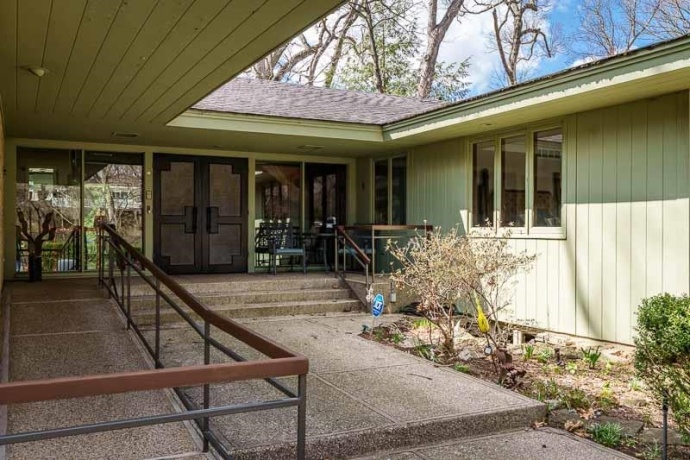 2520 CHICKADEE, ROCKFORD, Illinois 61107, 5 Bedrooms Bedrooms, ,4 BathroomsBathrooms,House,For Sale,CHICKADEE,202601870