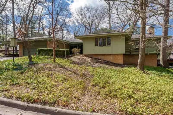 2520 CHICKADEE, ROCKFORD, Illinois 61107, 5 Bedrooms Bedrooms, ,4 BathroomsBathrooms,House,For Sale,CHICKADEE,202601870