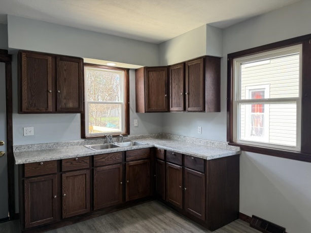 928 North, ROCKFORD, Illinois 61103, 4 Bedrooms Bedrooms, ,1 BathroomBathrooms,House,For Sale,North,202601872