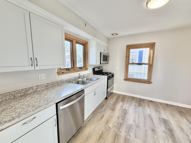 314 London, ROCKFORD, Illinois 61107, 3 Bedrooms Bedrooms, ,1 BathroomBathrooms,House,For Sale,London,202601346