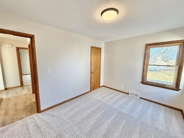 314 London, ROCKFORD, Illinois 61107, 3 Bedrooms Bedrooms, ,1 BathroomBathrooms,House,For Sale,London,202601346