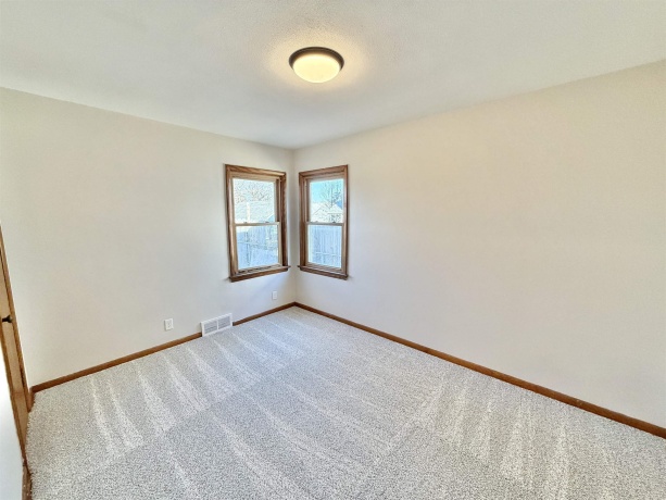 314 London, ROCKFORD, Illinois 61107, 3 Bedrooms Bedrooms, ,1 BathroomBathrooms,House,For Sale,London,202601346