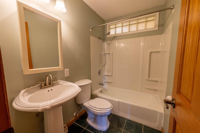 1018 Tee, DIXON, Illinois 61021, 3 Bedrooms Bedrooms, ,3 BathroomsBathrooms,House,For Sale,Tee,202601878