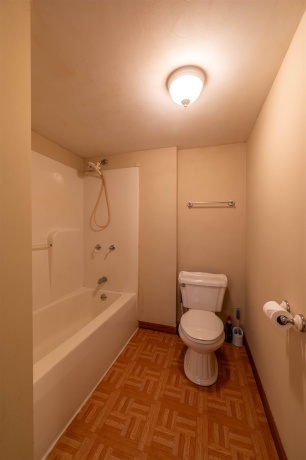 1018 Tee, DIXON, Illinois 61021, 3 Bedrooms Bedrooms, ,3 BathroomsBathrooms,House,For Sale,Tee,202601878