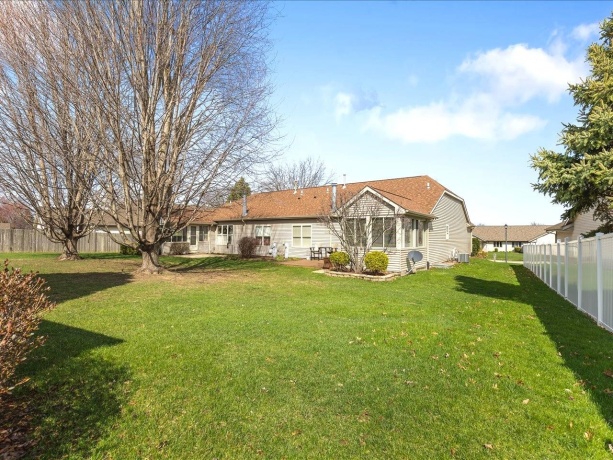 6625 SAWGRASS, ROCKFORD, Illinois 61114, 2 Bedrooms Bedrooms, ,2 BathroomsBathrooms,Condominium,For Sale,SAWGRASS,202601876