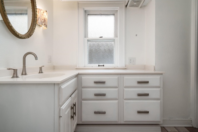 1441 JACKSON, ROCKFORD, Illinois 61107, 3 Bedrooms Bedrooms, ,1 BathroomBathrooms,House,For Sale,JACKSON,202601612