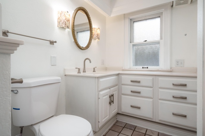 1441 JACKSON, ROCKFORD, Illinois 61107, 3 Bedrooms Bedrooms, ,1 BathroomBathrooms,House,For Sale,JACKSON,202601612