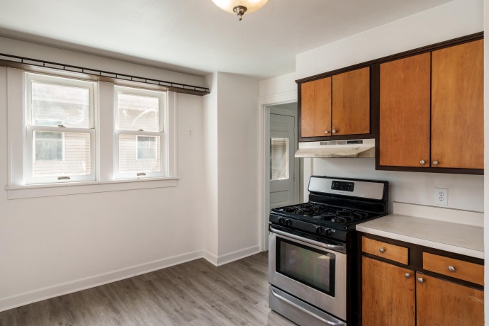 1441 JACKSON, ROCKFORD, Illinois 61107, 3 Bedrooms Bedrooms, ,1 BathroomBathrooms,House,For Sale,JACKSON,202601612