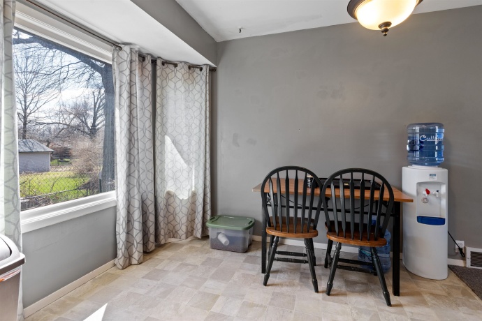 1502 River Bluff, ROCKFORD, Illinois 61103, 3 Bedrooms Bedrooms, ,1 BathroomBathrooms,House,For Sale,River Bluff,202601880