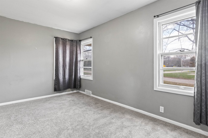 1502 River Bluff, ROCKFORD, Illinois 61103, 3 Bedrooms Bedrooms, ,1 BathroomBathrooms,House,For Sale,River Bluff,202601880