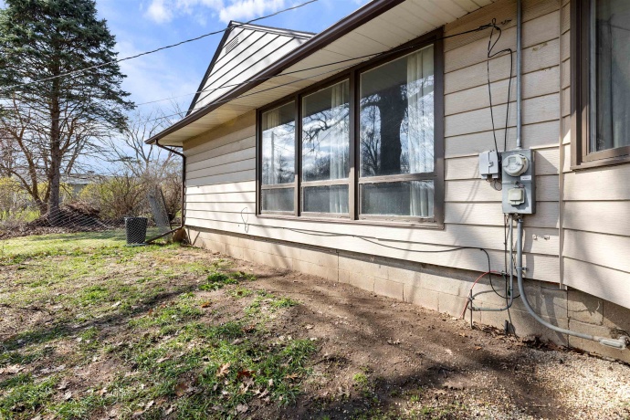 1502 River Bluff, ROCKFORD, Illinois 61103, 3 Bedrooms Bedrooms, ,1 BathroomBathrooms,House,For Sale,River Bluff,202601880