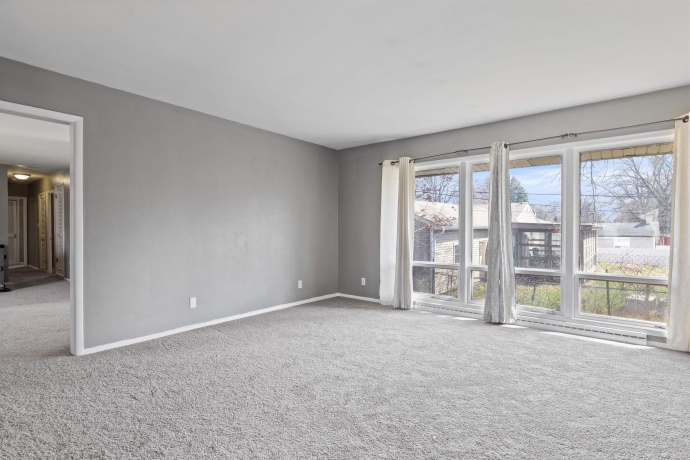 1502 River Bluff, ROCKFORD, Illinois 61103, 3 Bedrooms Bedrooms, ,1 BathroomBathrooms,House,For Sale,River Bluff,202601880