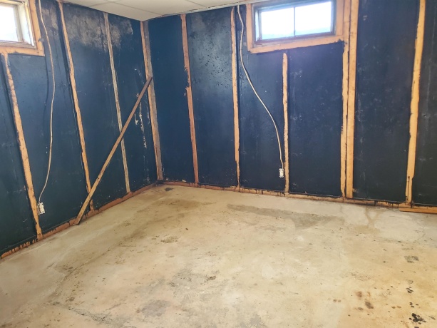 524 Chisholm, ROCKFORD, Illinois 61101, 3 Bedrooms Bedrooms, ,1 BathroomBathrooms,House,For Sale,Chisholm,202601881