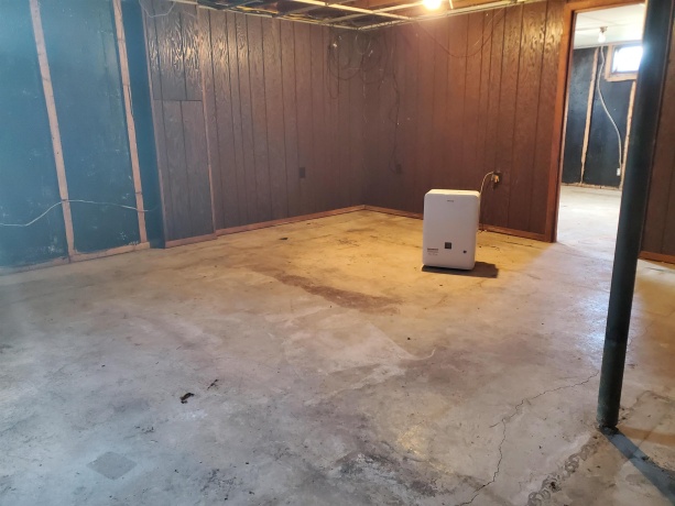 524 Chisholm, ROCKFORD, Illinois 61101, 3 Bedrooms Bedrooms, ,1 BathroomBathrooms,House,For Sale,Chisholm,202601881