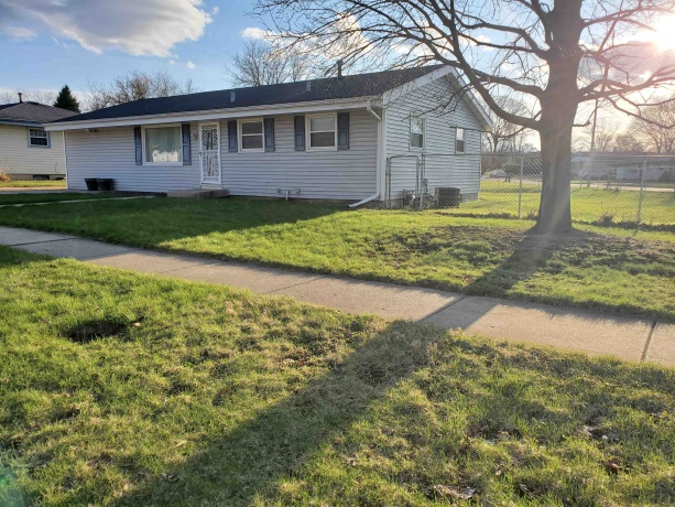 524 Chisholm, ROCKFORD, Illinois 61101, 3 Bedrooms Bedrooms, ,1 BathroomBathrooms,House,For Sale,Chisholm,202601881