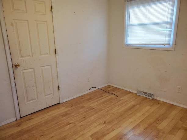 524 Chisholm, ROCKFORD, Illinois 61101, 3 Bedrooms Bedrooms, ,1 BathroomBathrooms,House,For Sale,Chisholm,202601881