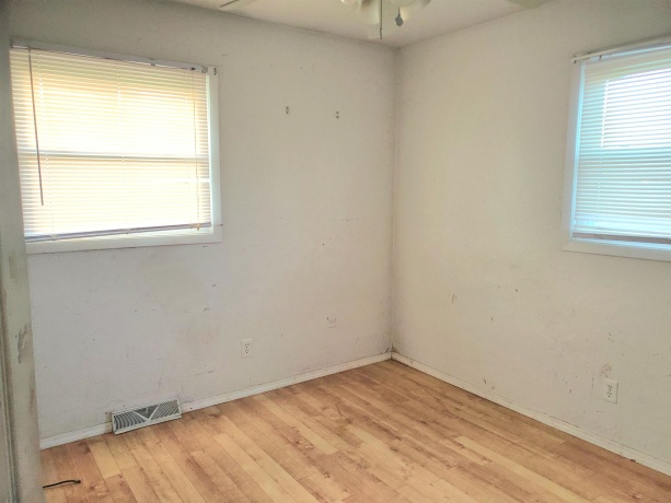 524 Chisholm, ROCKFORD, Illinois 61101, 3 Bedrooms Bedrooms, ,1 BathroomBathrooms,House,For Sale,Chisholm,202601881