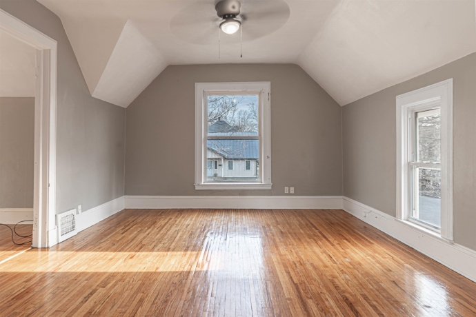 1304 Benton, ROCKFORD, Illinois 61107, ,2 Units,For Sale,Benton,202601882