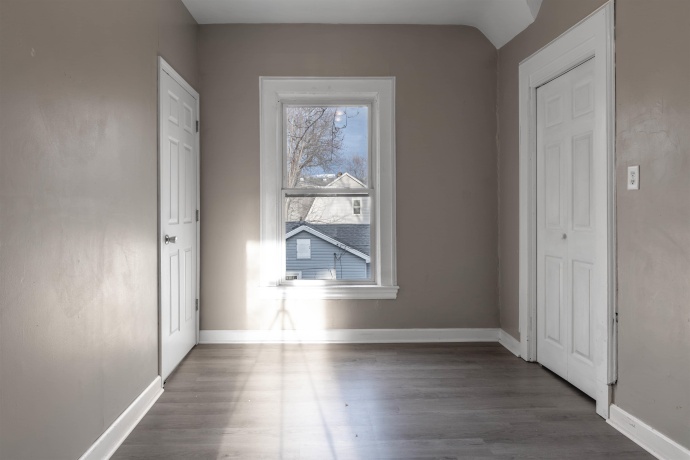 1304 Benton, ROCKFORD, Illinois 61107, ,2 Units,For Sale,Benton,202601882