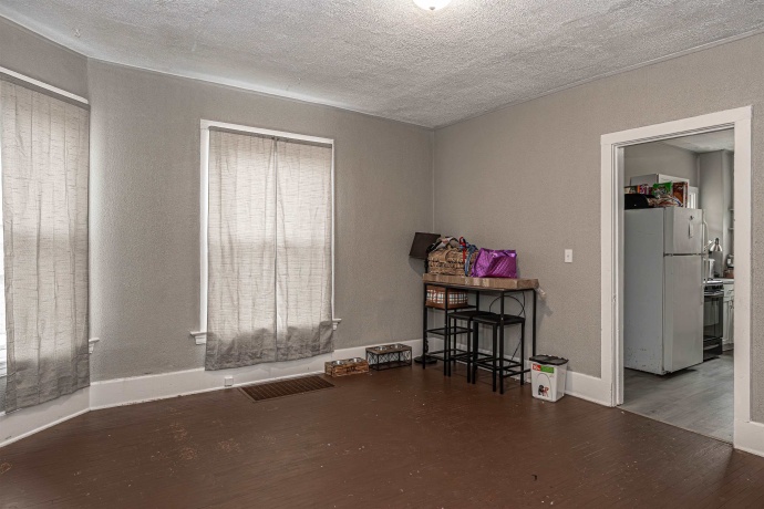 1304 Benton, ROCKFORD, Illinois 61107, ,2 Units,For Sale,Benton,202601882