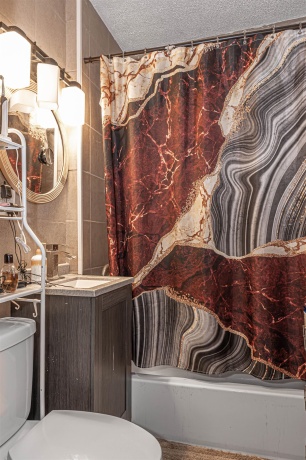 1304 Benton, ROCKFORD, Illinois 61107, ,2 Units,For Sale,Benton,202601882