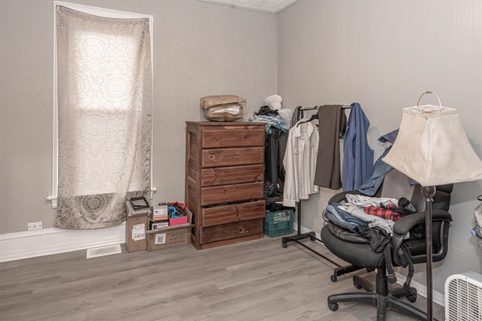 1304 Benton, ROCKFORD, Illinois 61107, ,2 Units,For Sale,Benton,202601882