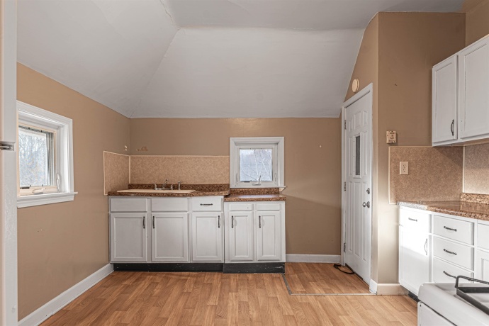 1304 Benton, ROCKFORD, Illinois 61107, ,2 Units,For Sale,Benton,202601882