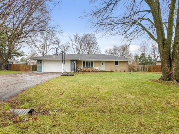 2912 Panorama, ROCKFORD, Illinois 61109, 3 Bedrooms Bedrooms, ,1 BathroomBathrooms,House,For Sale,Panorama,202601883