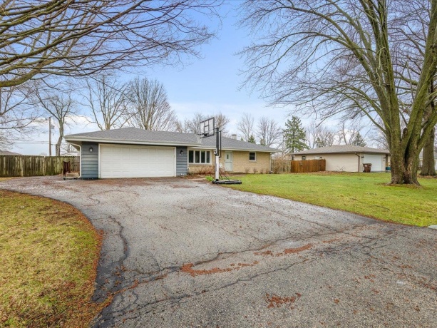 2912 Panorama, ROCKFORD, Illinois 61109, 3 Bedrooms Bedrooms, ,1 BathroomBathrooms,House,For Sale,Panorama,202601883