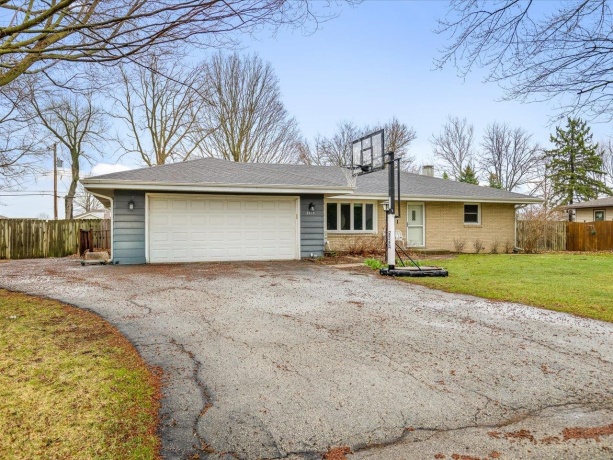 2912 Panorama, ROCKFORD, Illinois 61109, 3 Bedrooms Bedrooms, ,1 BathroomBathrooms,House,For Sale,Panorama,202601883