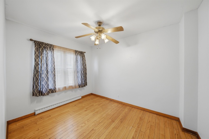 106 Mulberry, MOUNT MORRIS, Illinois 61054, 3 Bedrooms Bedrooms, ,2 BathroomsBathrooms,House,For Sale,Mulberry,202601885