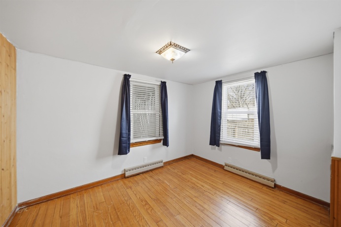 106 Mulberry, MOUNT MORRIS, Illinois 61054, 3 Bedrooms Bedrooms, ,2 BathroomsBathrooms,House,For Sale,Mulberry,202601885