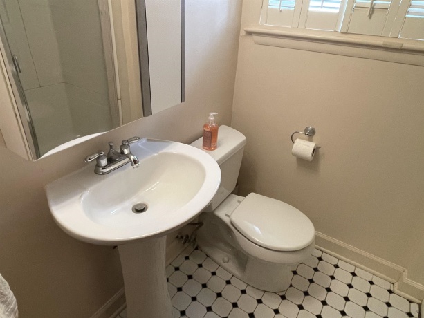 900 Georgean, SCHAUMBURG, Illinois 60193, 4 Bedrooms Bedrooms, ,2 BathroomsBathrooms,House,For Sale,Georgean,202601886