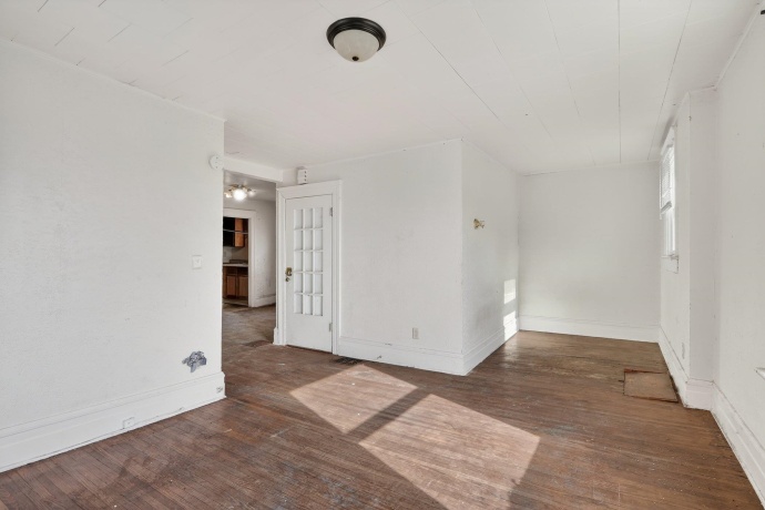 1012 Court, ROCKFORD, Illinois 61103, ,2 Units,For Sale,Court,202601884