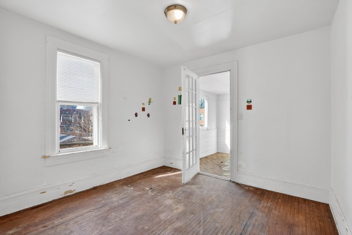 1012 Court, ROCKFORD, Illinois 61103, ,2 Units,For Sale,Court,202601884