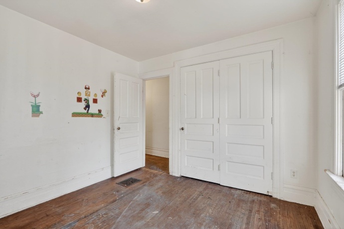 1012 Court, ROCKFORD, Illinois 61103, ,2 Units,For Sale,Court,202601884