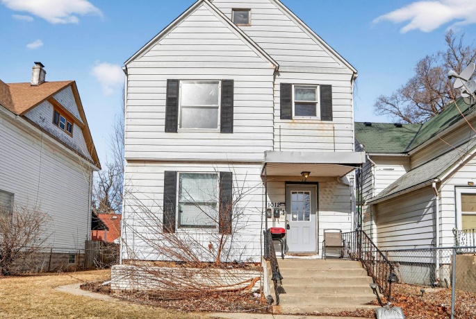 1012 Court, ROCKFORD, Illinois 61103, ,2 Units,For Sale,Court,202601884