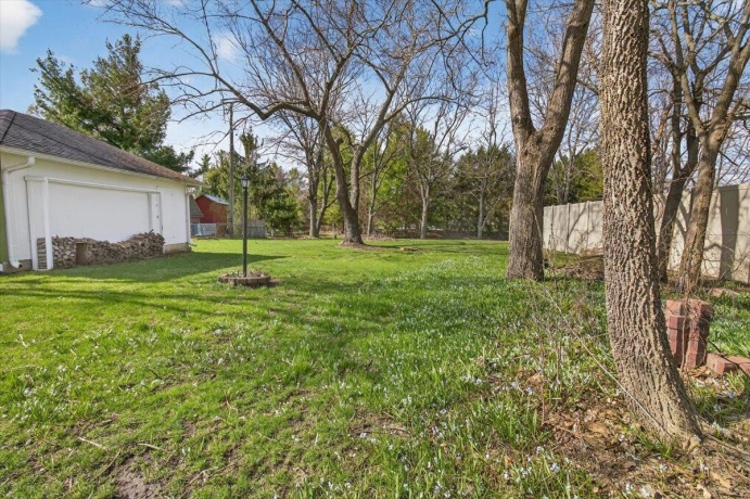 213 Genoa, CHERRY VALLEY, Illinois 61016, 2 Bedrooms Bedrooms, ,1 BathroomBathrooms,House,For Sale,Genoa,202601889