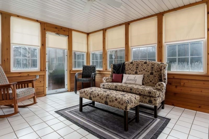 11548 CHATT, ROSCOE, Illinois 61073, 3 Bedrooms Bedrooms, ,2 BathroomsBathrooms,House,For Sale,CHATT,202601890